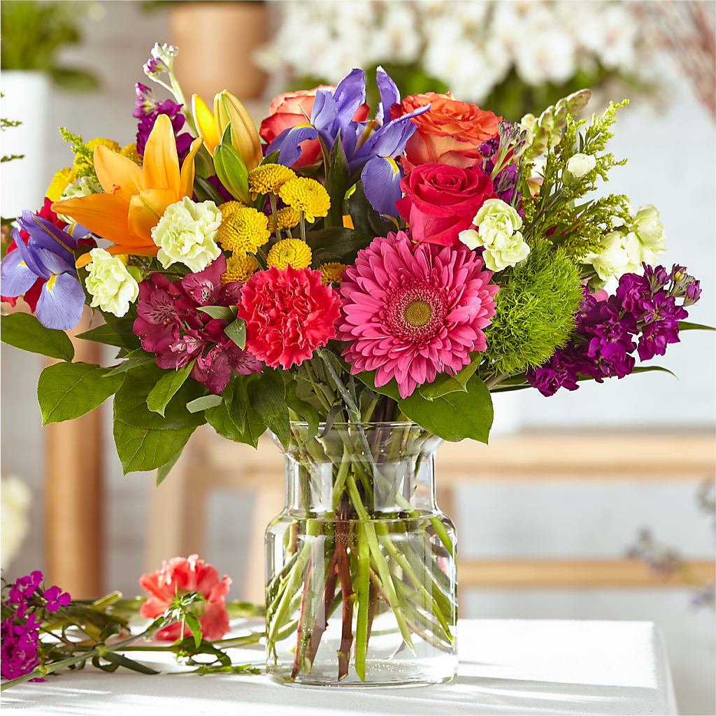 Bold & Bright – A Florist Original – Fleuriste East Angus Et Maison Du Cadeau, East Angus PQ