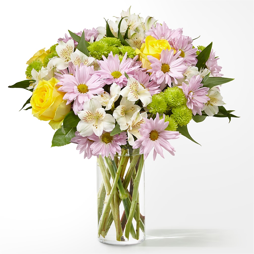 Sweet Spring Delight Bouquet – Fleuriste East Angus Et Maison Du Cadeau, East Angus PQ