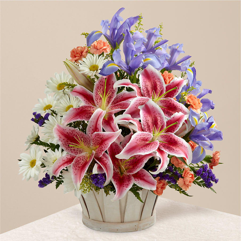 The Wondrous Nature Bouquet – Fleuriste East Angus Et Maison Du Cadeau, East Angus PQ