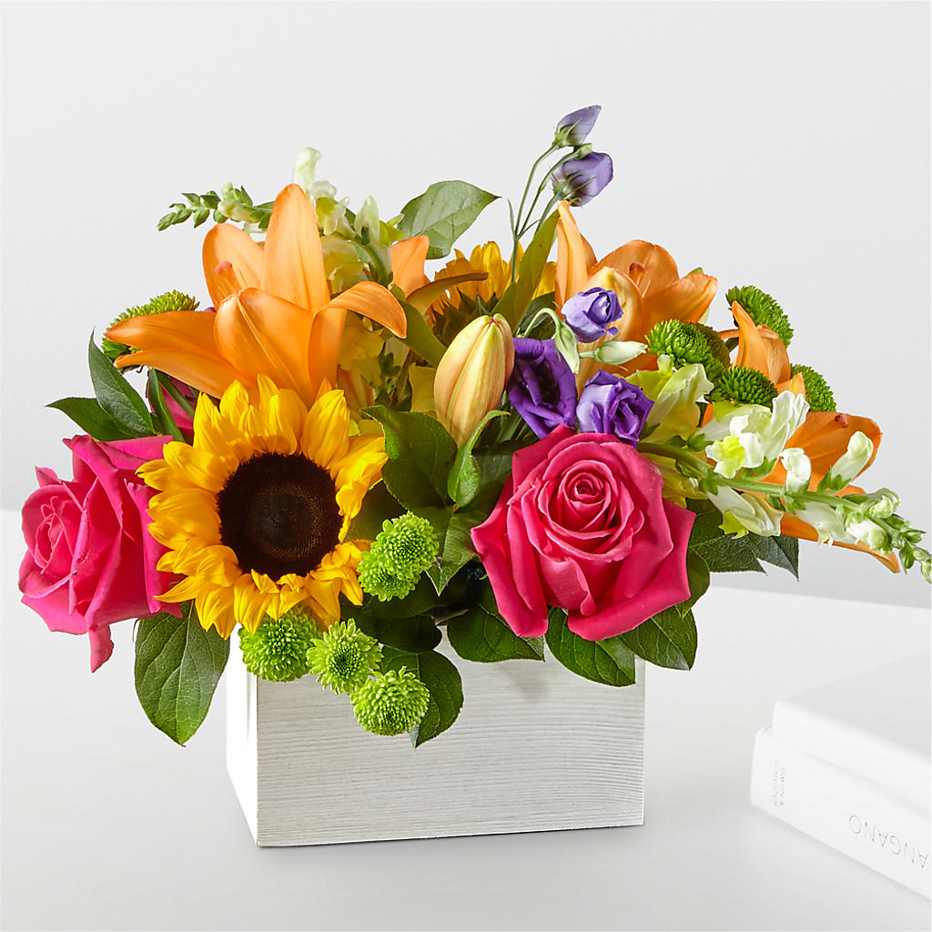 Best Day Box Bouquet – Fleuriste East Angus Et Maison Du Cadeau, East Angus PQ