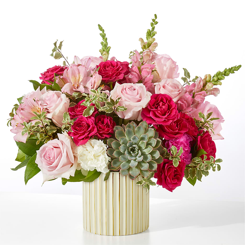 Magenta Musings Bouquet – Fleuriste East Angus Et Maison Du Cadeau, East Angus PQ
