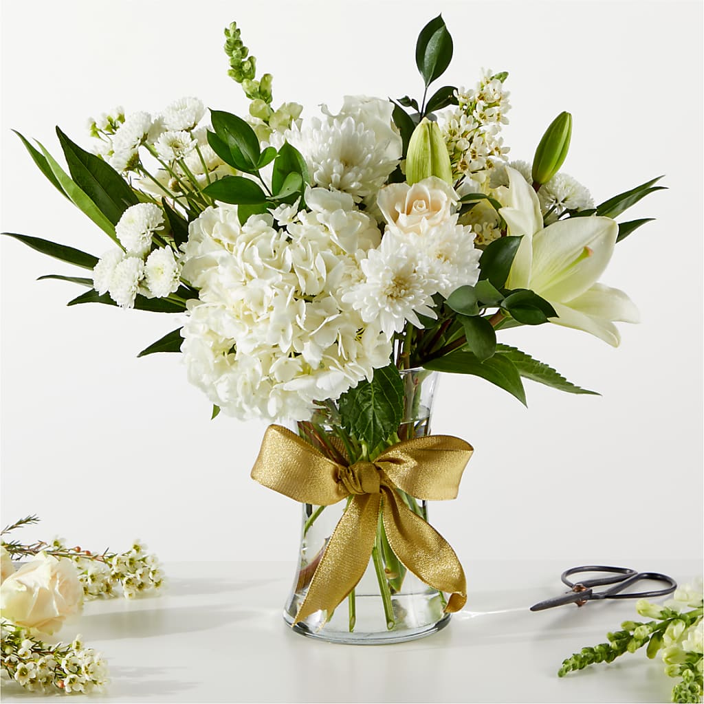 New Beginnings – A Florist Original – Fleuriste East Angus Et Maison Du Cadeau, East Angus PQ