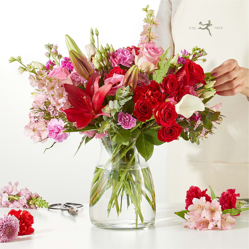 Together Forever - A Florist Original – Fleuriste East Angus Et Maison Du Cadeau, East Angus PQ
