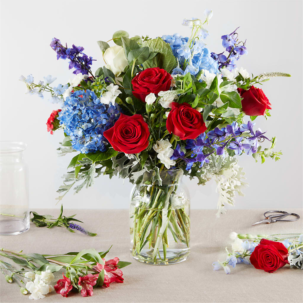 Star Spangled - A Florist Original – Fleuriste East Angus Et Maison Du Cadeau, East Angus PQ