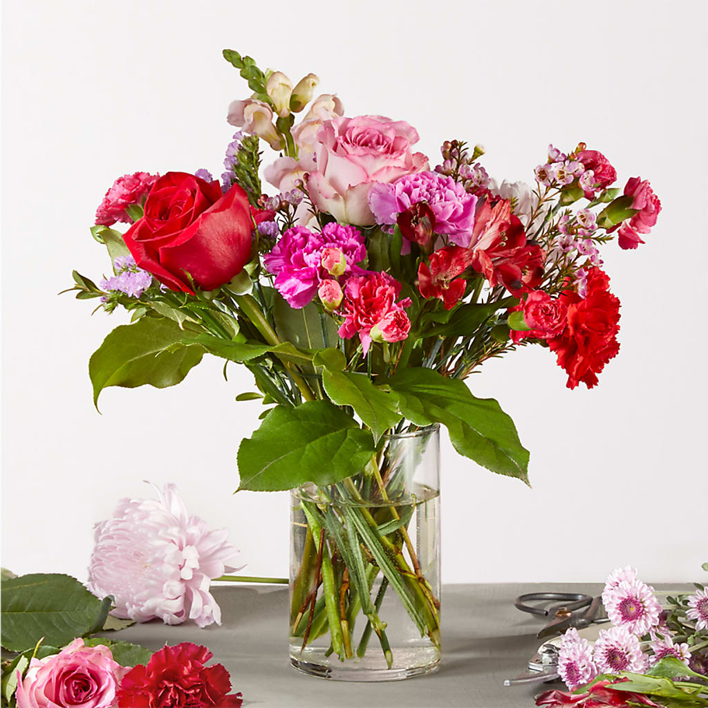 Regal Jewel – A Florist Original – Fleuriste East Angus Et Maison Du Cadeau, East Angus PQ