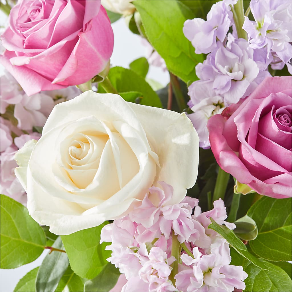 Springtime Spritz Bouquet – Fleuriste East Angus Et Maison Du Cadeau, East Angus PQ
