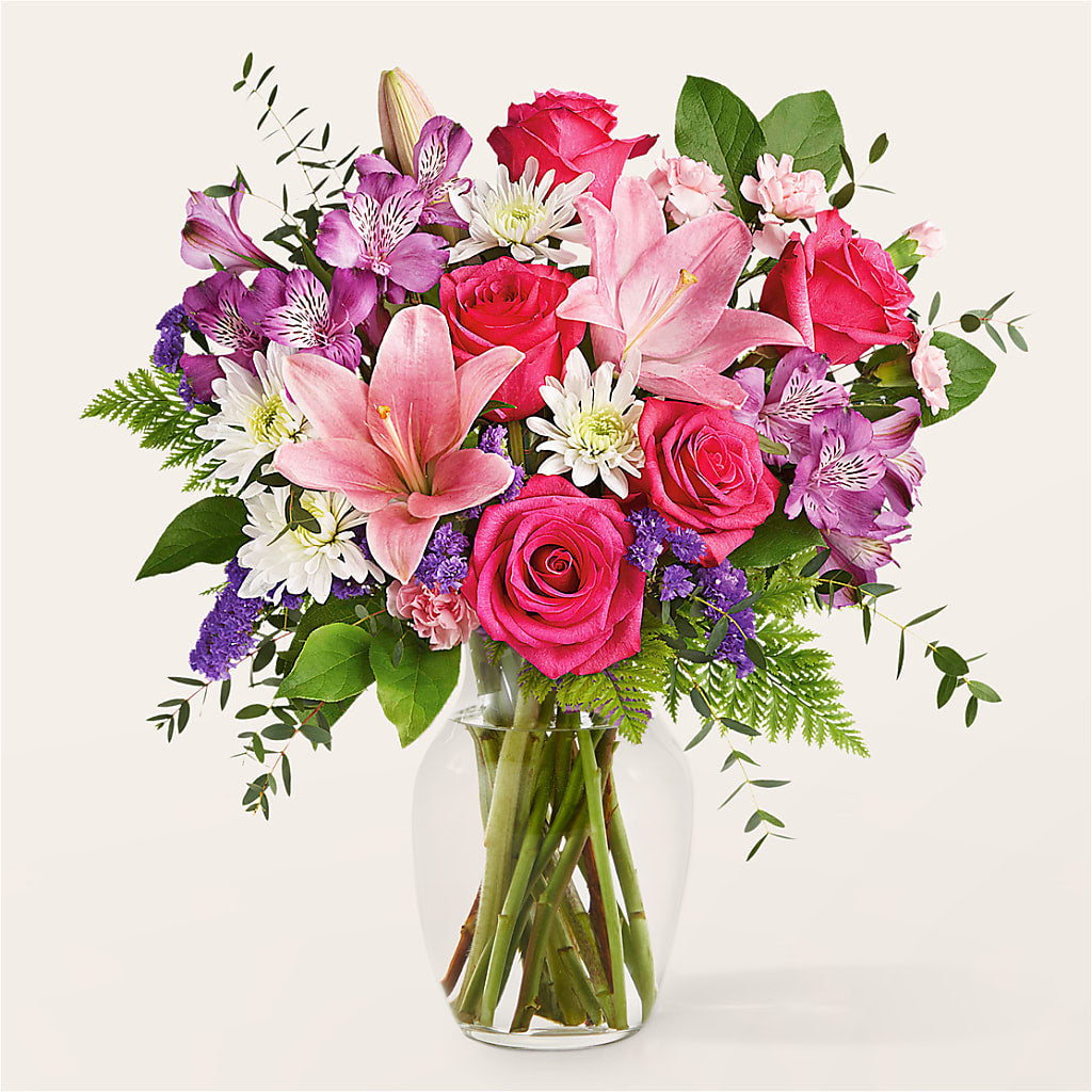 Lace & Pearls Bouquet – Fleuriste East Angus Et Maison Du Cadeau, East Angus PQ