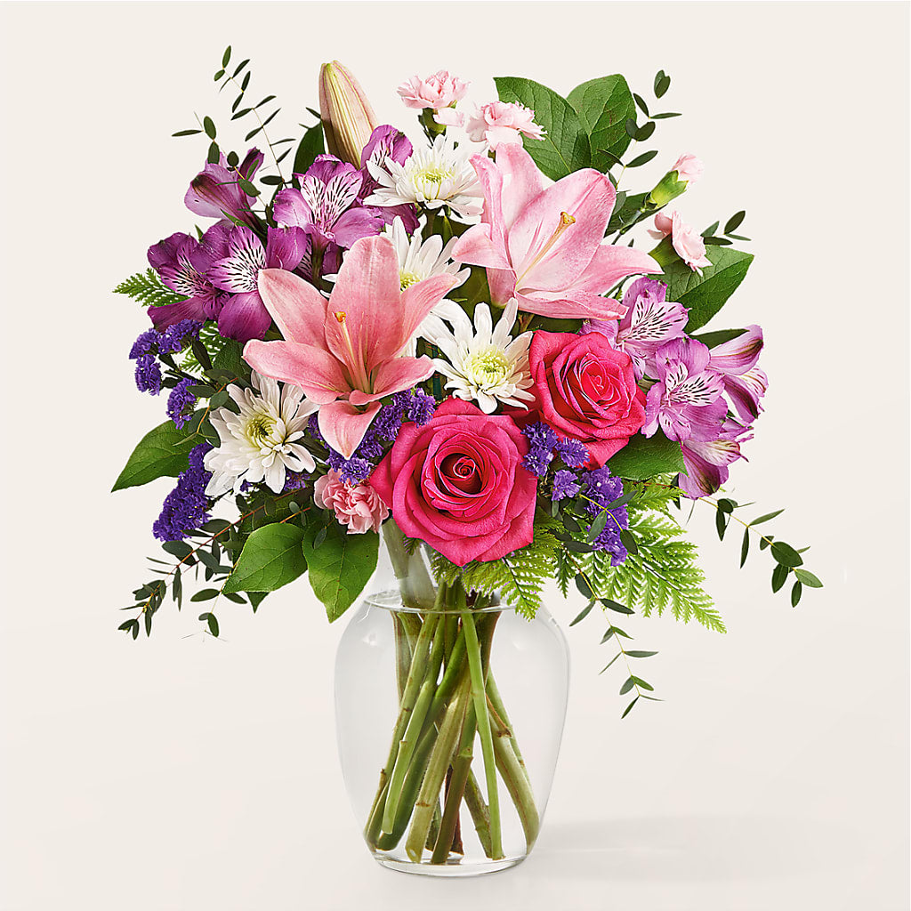 Lace & Pearls Bouquet – Fleuriste East Angus Et Maison Du Cadeau, East Angus PQ