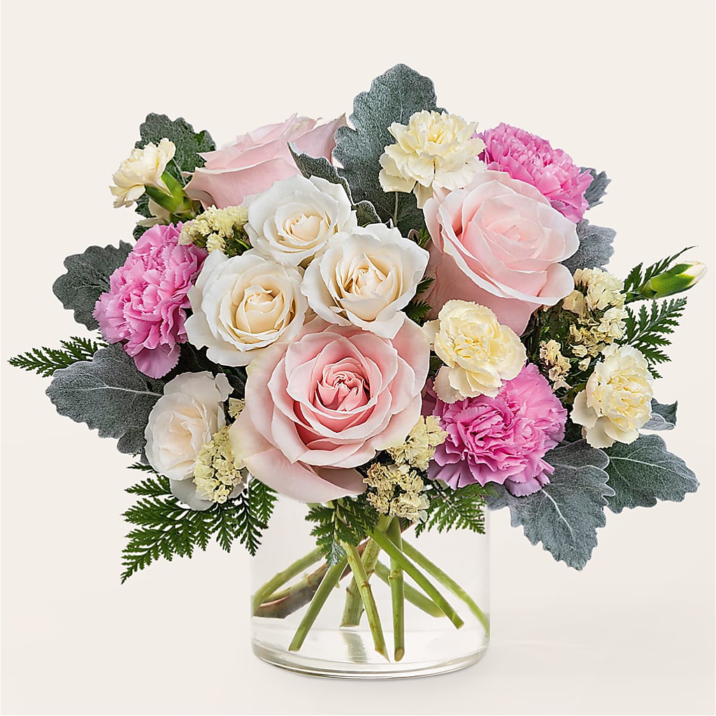 Blissful Moments Bouquet – Fleuriste East Angus Et Maison Du Cadeau, East Angus PQ