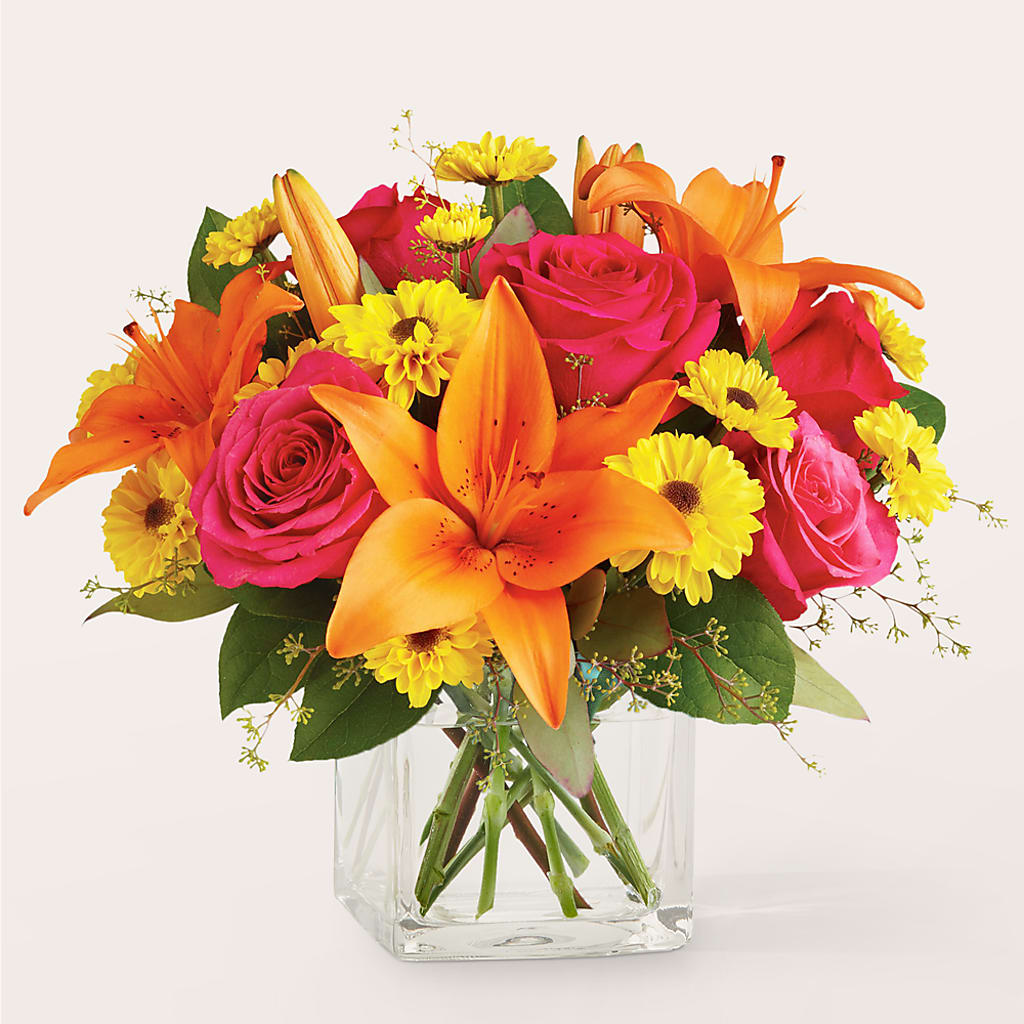 Neon Lights Bouquet – Fleuriste East Angus Et Maison Du Cadeau, East Angus PQ
