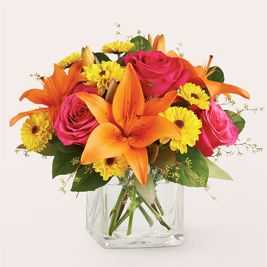 Neon Lights Bouquet – Fleuriste East Angus Et Maison Du Cadeau, East Angus PQ