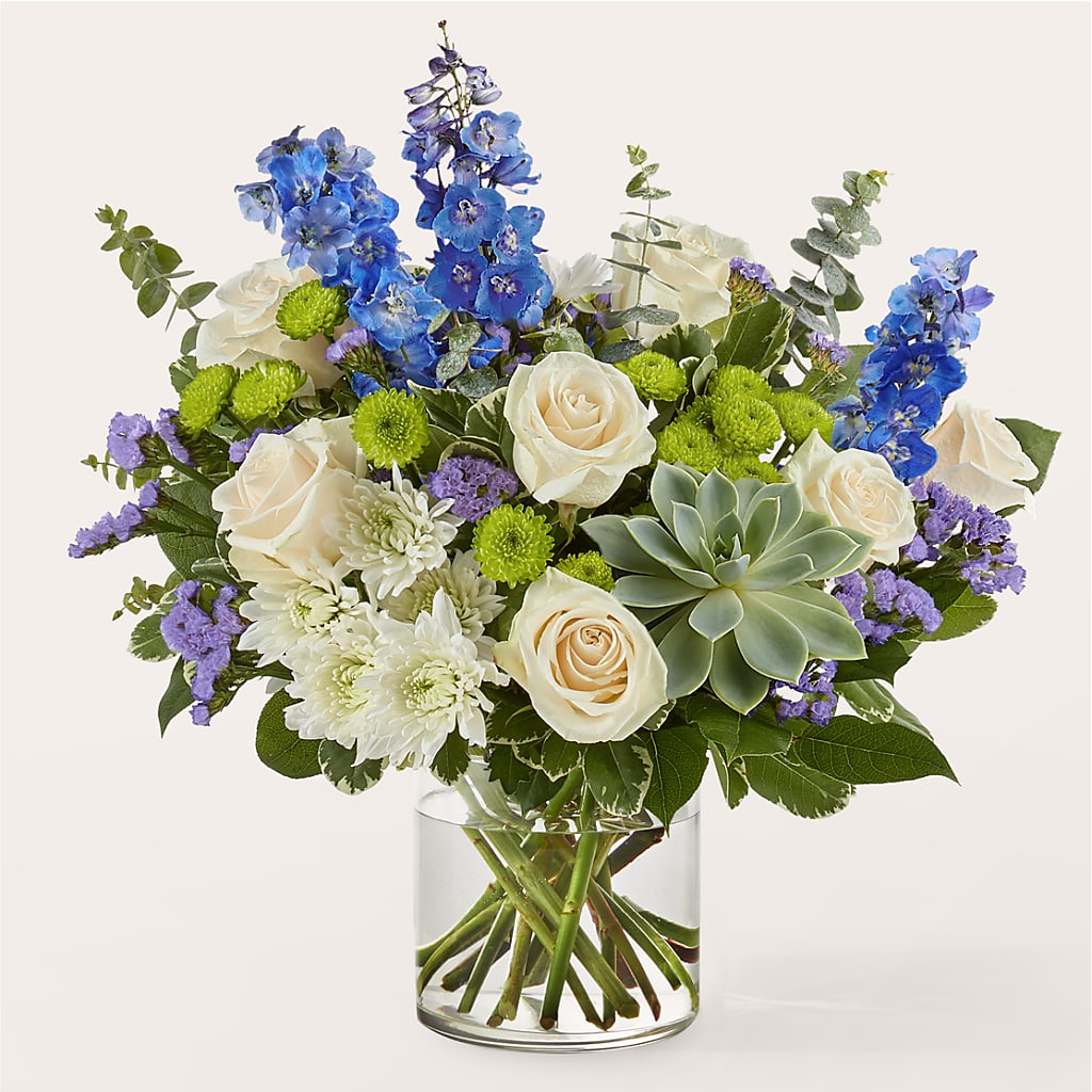 Cerulean Waves Bouquet – Fleuriste East Angus Et Maison Du Cadeau, East Angus PQ