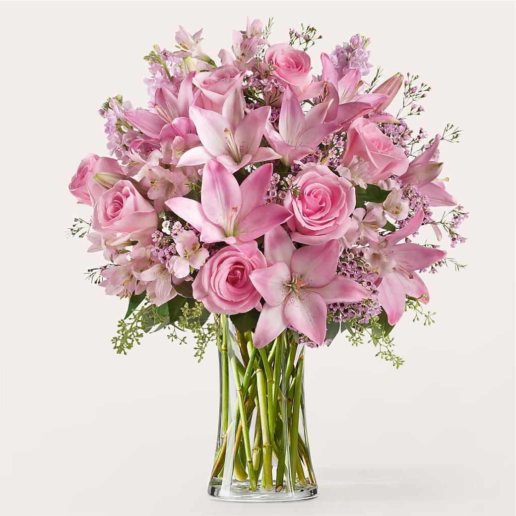 Gentle Gesture Bouquet – Fleuriste East Angus Et Maison Du Cadeau, East Angus PQ