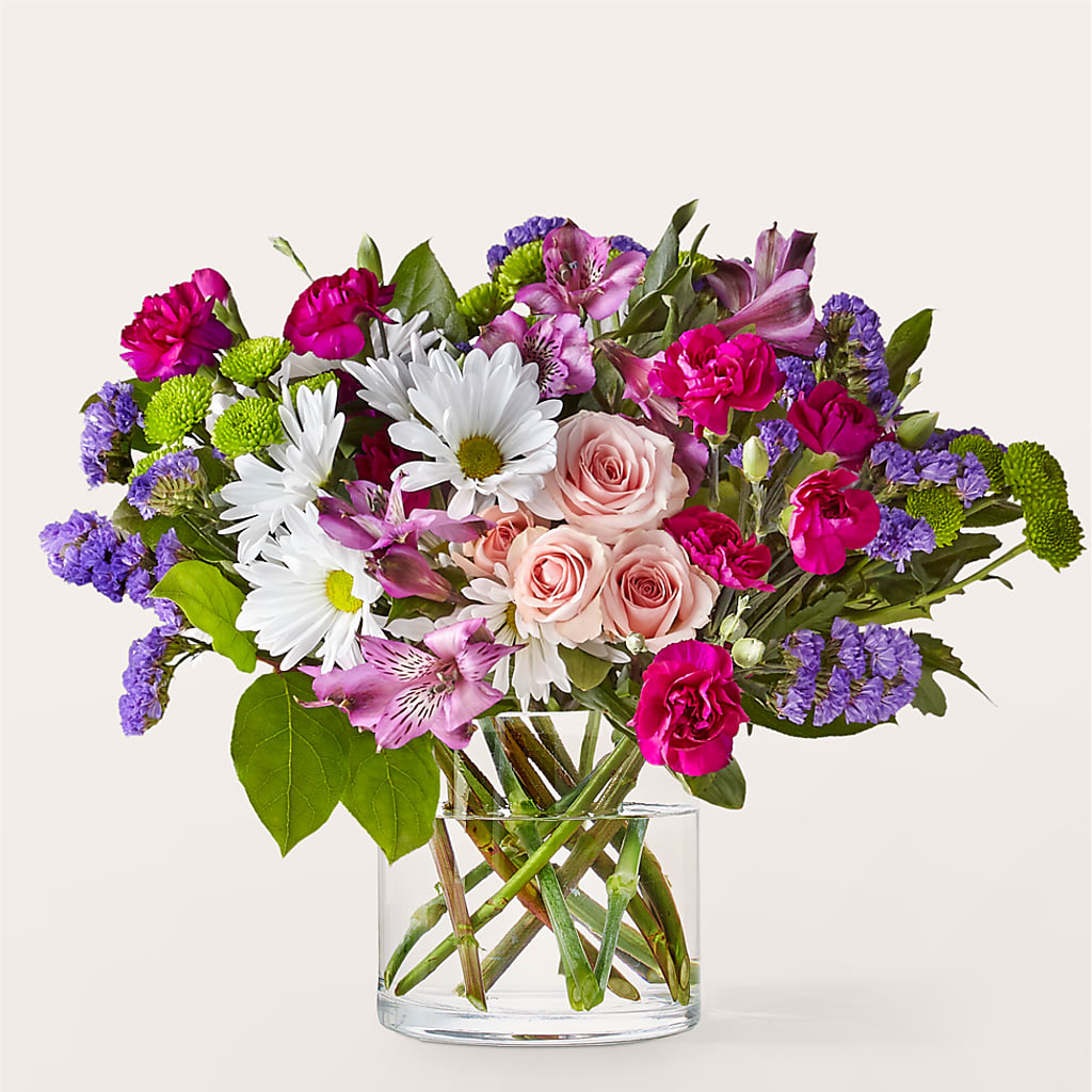 Wild Berry Bouquet – Fleuriste East Angus Et Maison Du Cadeau, East Angus PQ