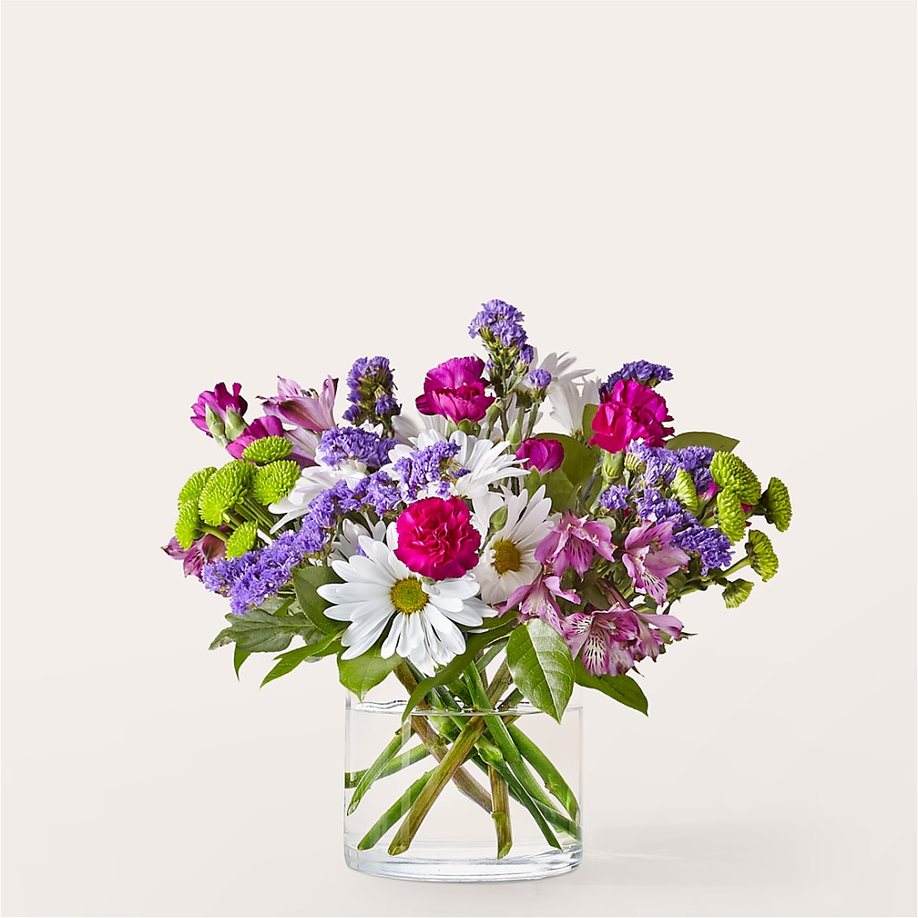 Wild Berry Bouquet – Fleuriste East Angus Et Maison Du Cadeau, East Angus PQ