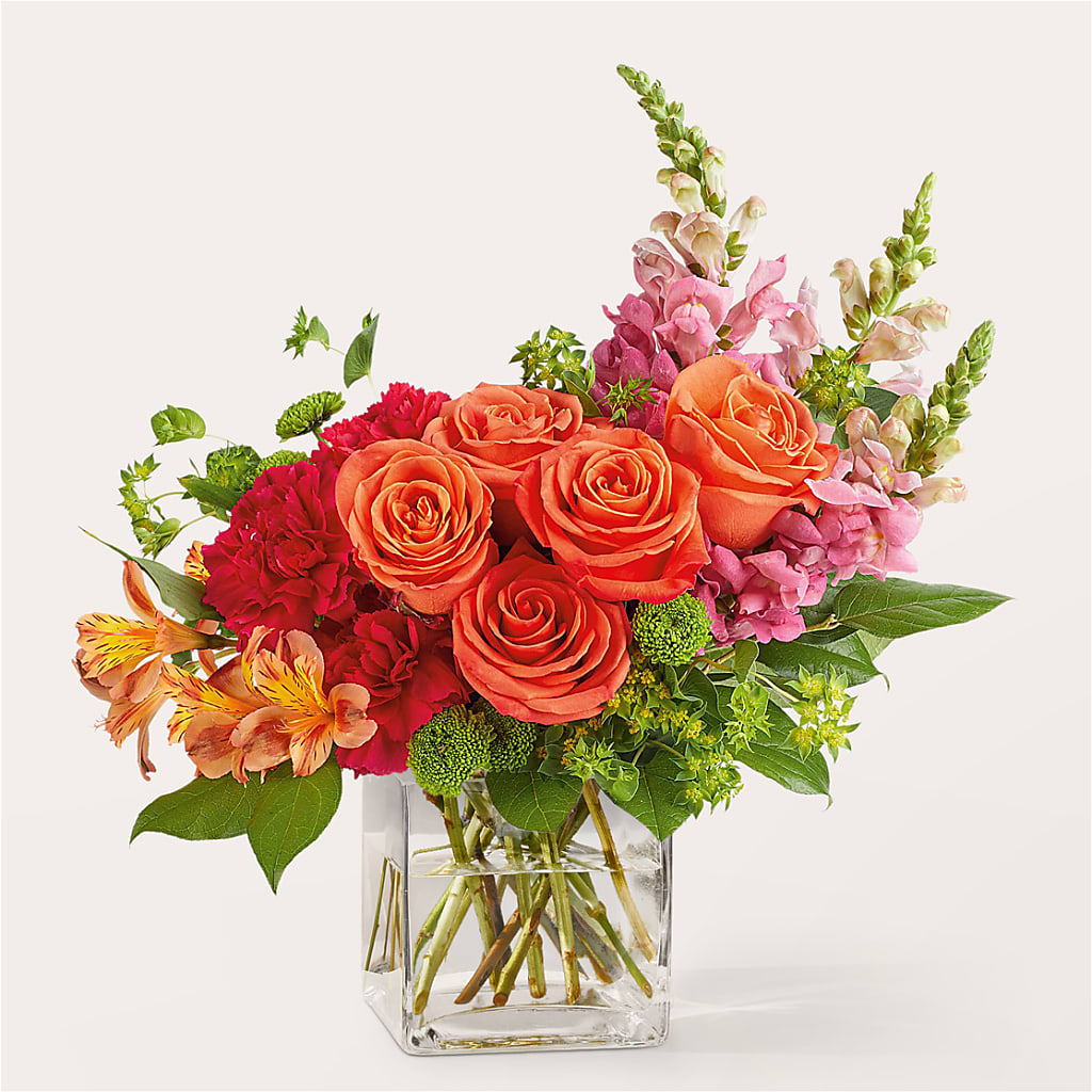 Cosmopolitan Bouquet – Fleuriste East Angus Et Maison Du Cadeau, East Angus PQ