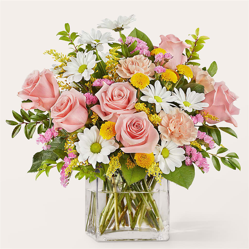 Country Cottage Bouquet – Fleuriste East Angus Et Maison Du Cadeau, East Angus PQ