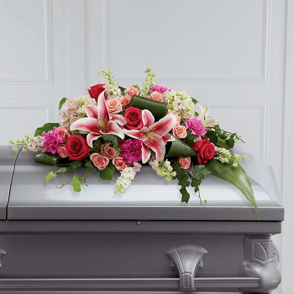 Splendid Grace Casket Spray – Fleuriste East Angus Et Maison Du Cadeau, East Angus PQ