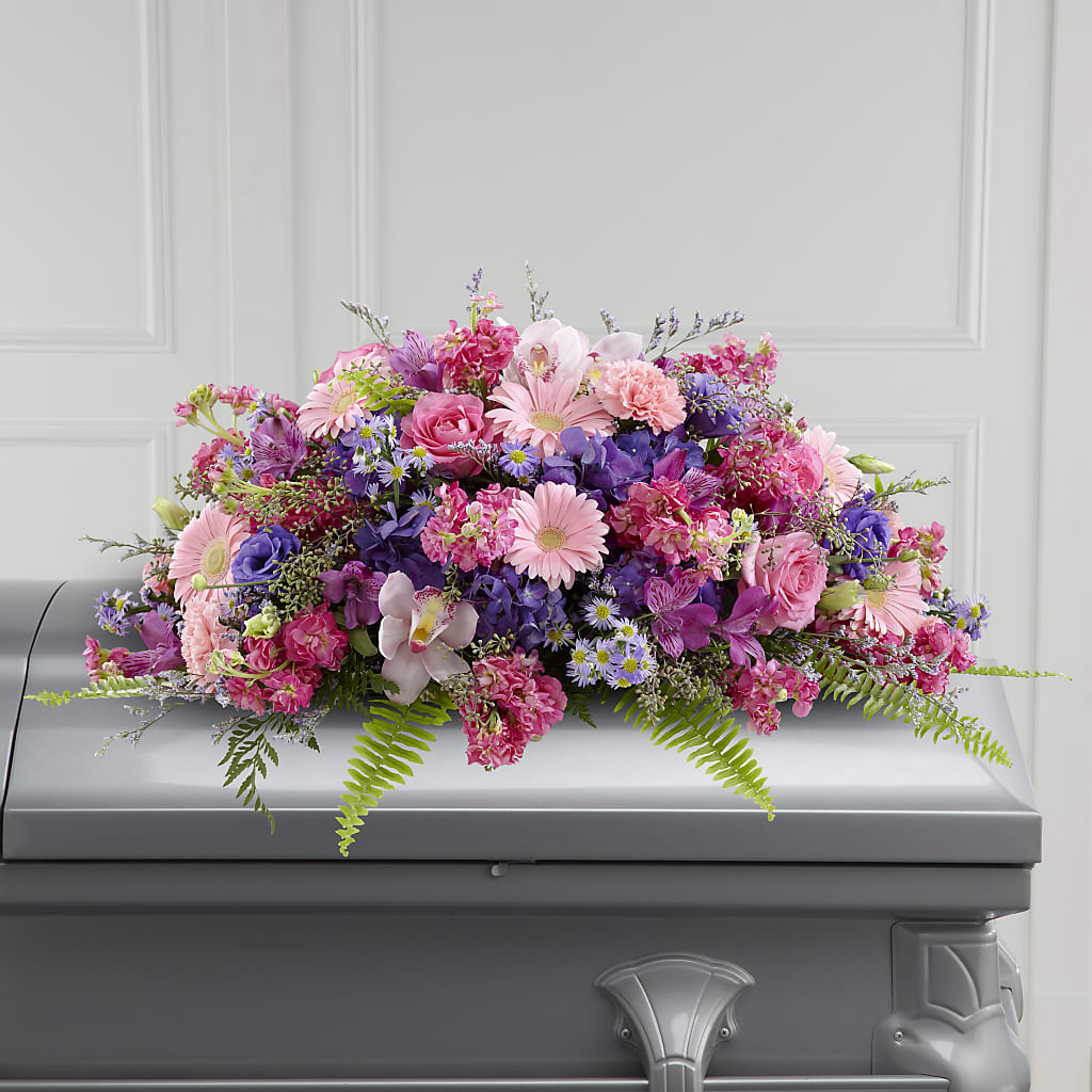 Glorious Garden Casket Spray – Fleuriste East Angus Et Maison Du Cadeau, East Angus PQ