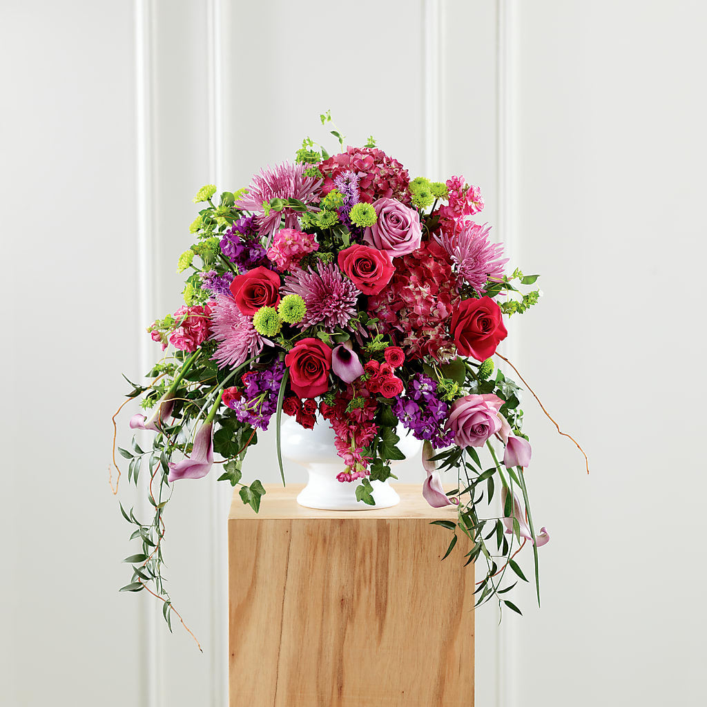 Our Love Eternal Arrangement – Fleuriste East Angus Et Maison Du Cadeau, East Angus PQ