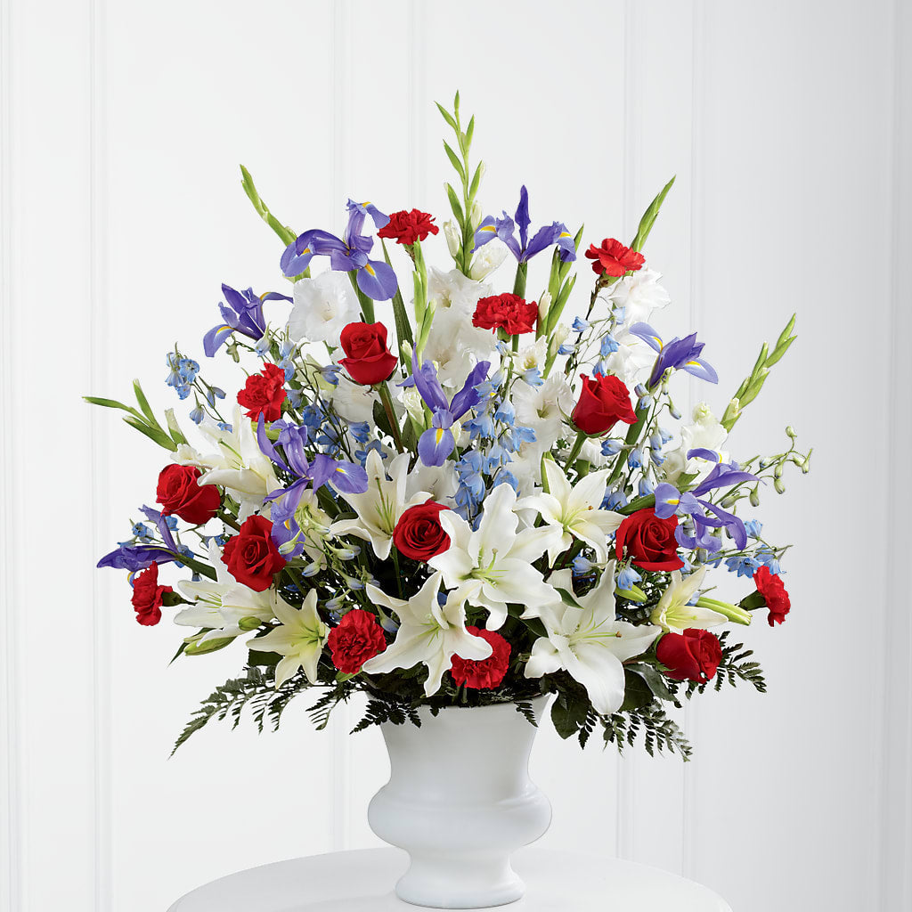 Gratitude Arrangement – Fleuriste East Angus Et Maison Du Cadeau, East Angus PQ