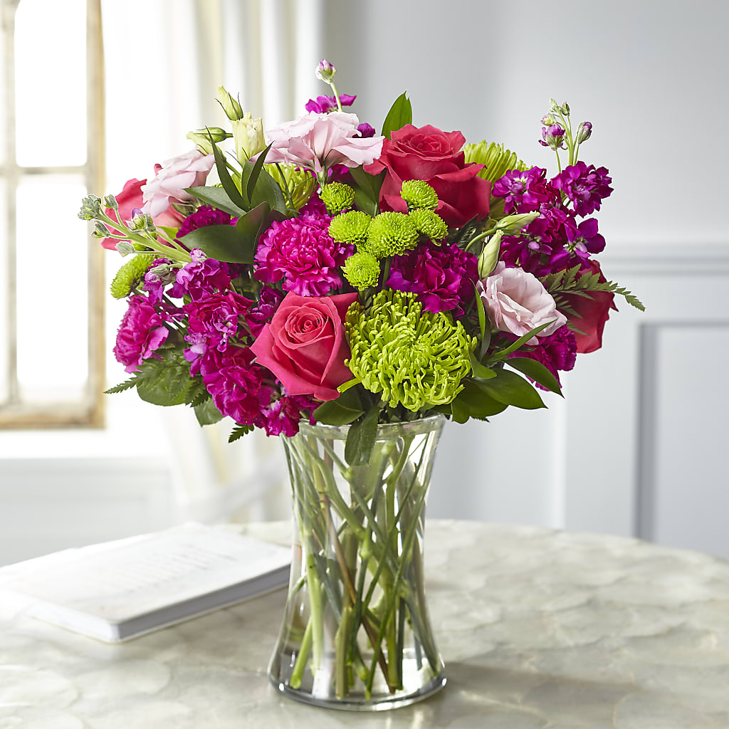 Everlasting Embrace Bouquet – Fleuriste East Angus Et Maison Du Cadeau, East Angus PQ