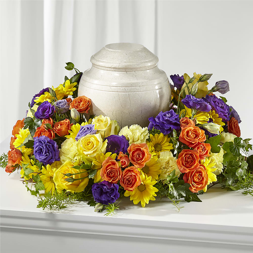 Blossoms of Remembrance Cremation Adornment – Fleuriste East Angus Et Maison Du Cadeau, East Angus PQ