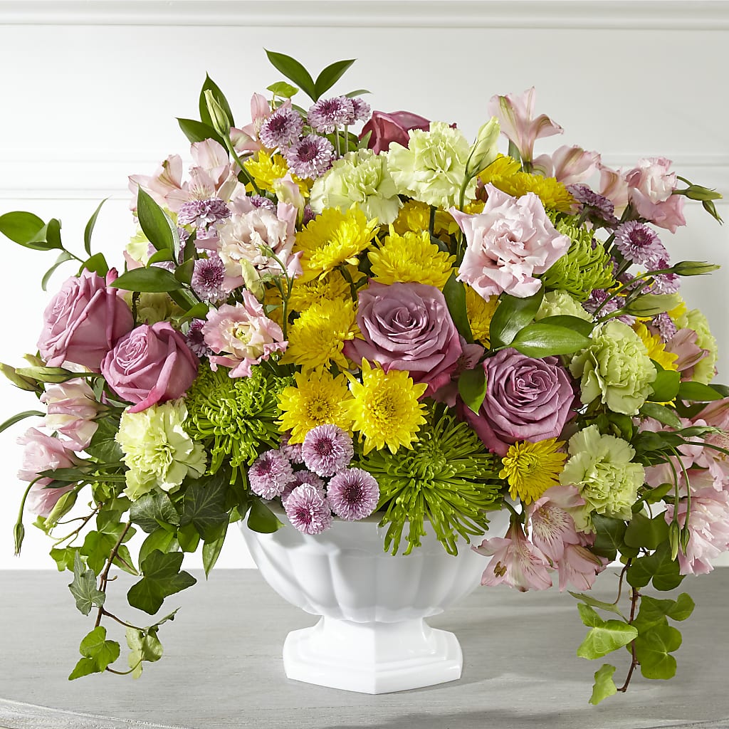 Healing Thoughts Arrangement – Fleuriste East Angus Et Maison Du Cadeau, East Angus PQ