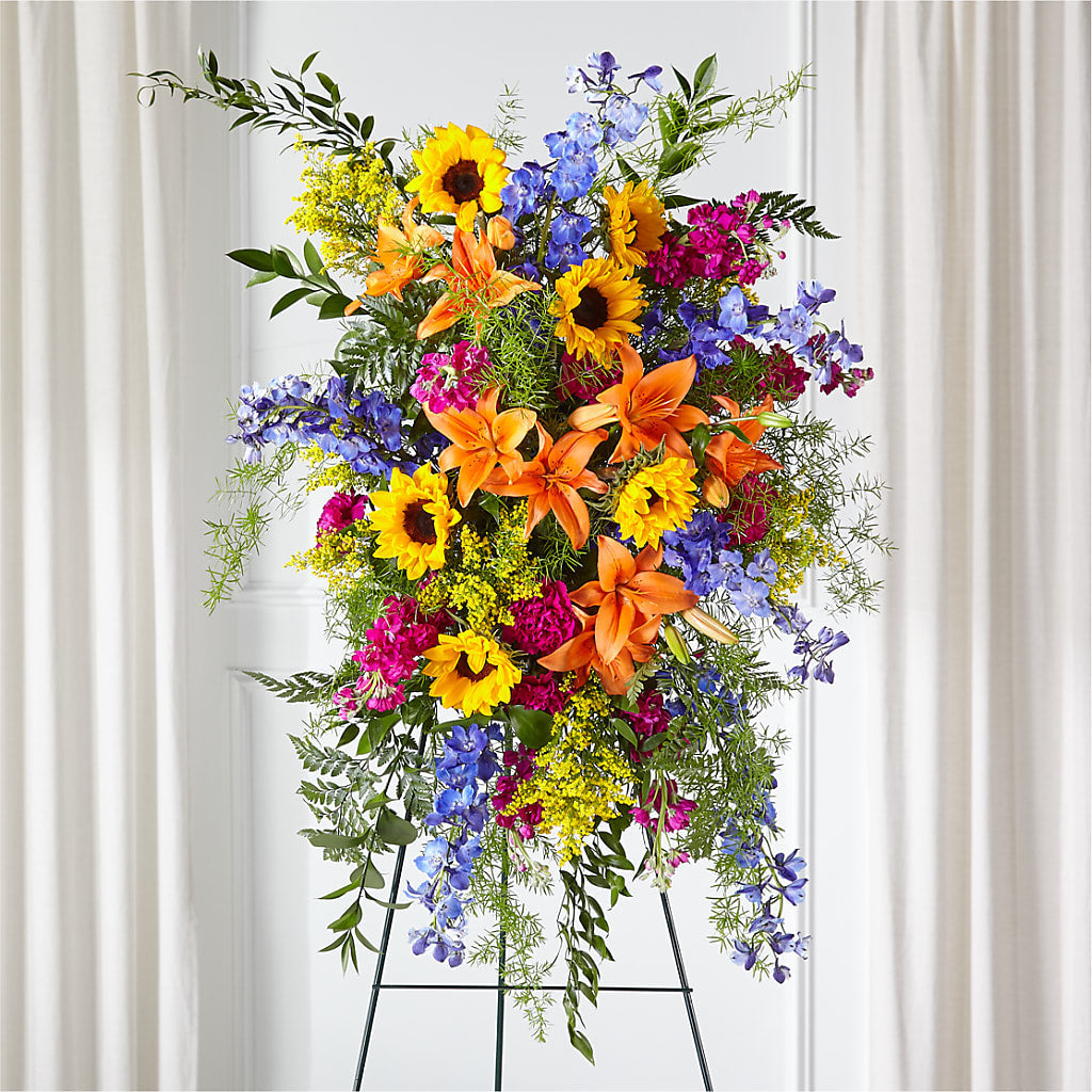 Sunlit Memories Standing Spray (Standard) – Fleuriste East Angus Et Maison Du Cadeau, East Angus PQ
