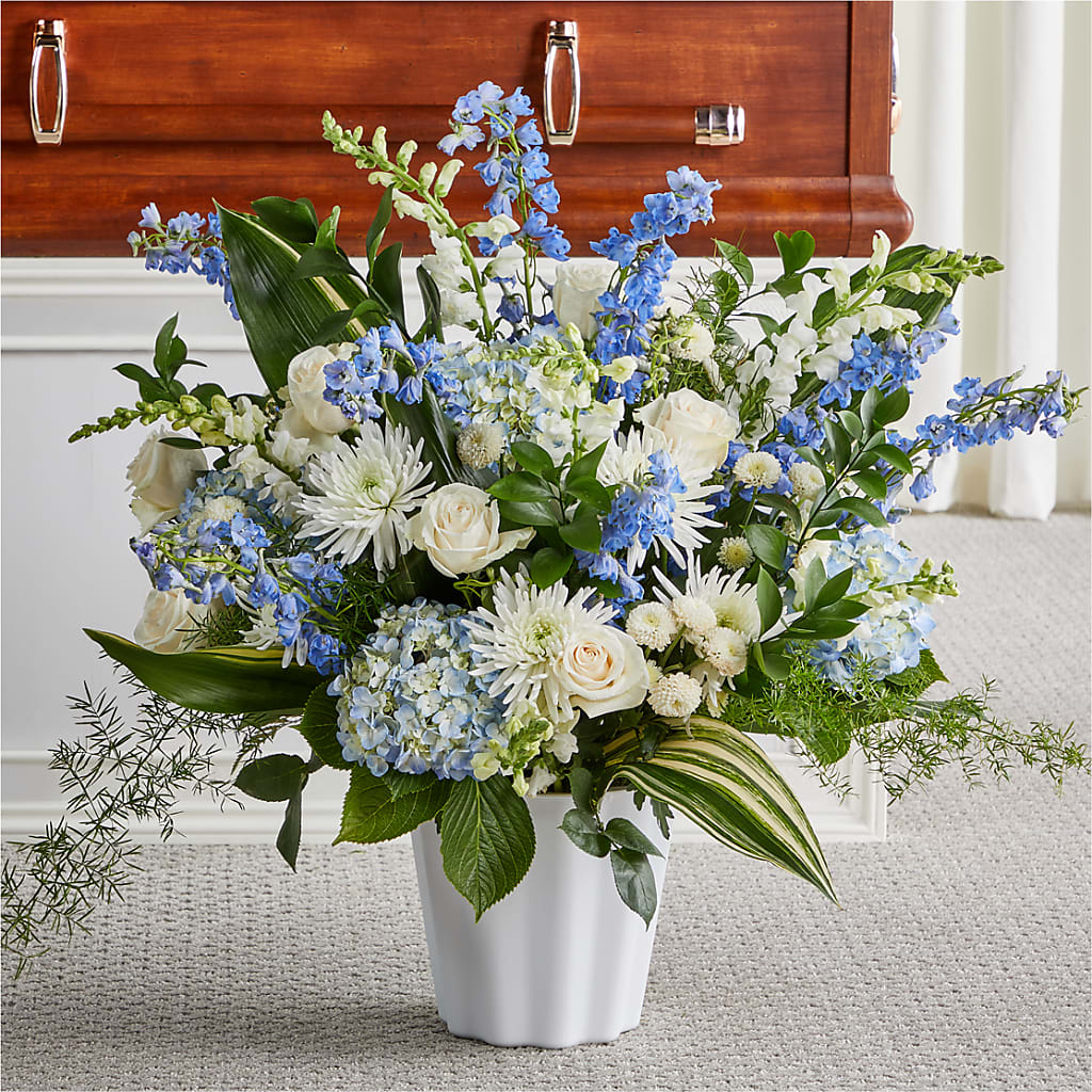 Everlasting Memories Floor Basket – Fleuriste East Angus Et Maison Du Cadeau, East Angus PQ