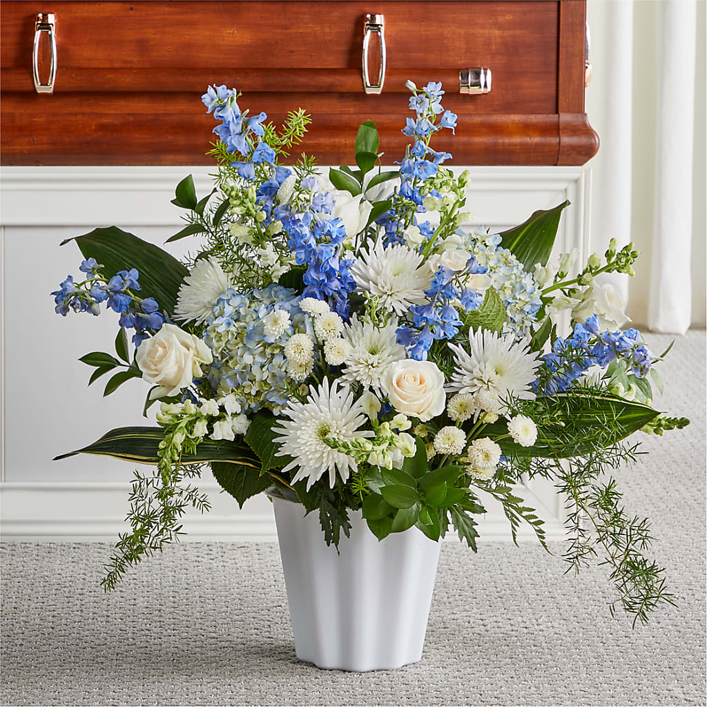 Everlasting Memories Floor Basket – Fleuriste East Angus Et Maison Du Cadeau, East Angus PQ
