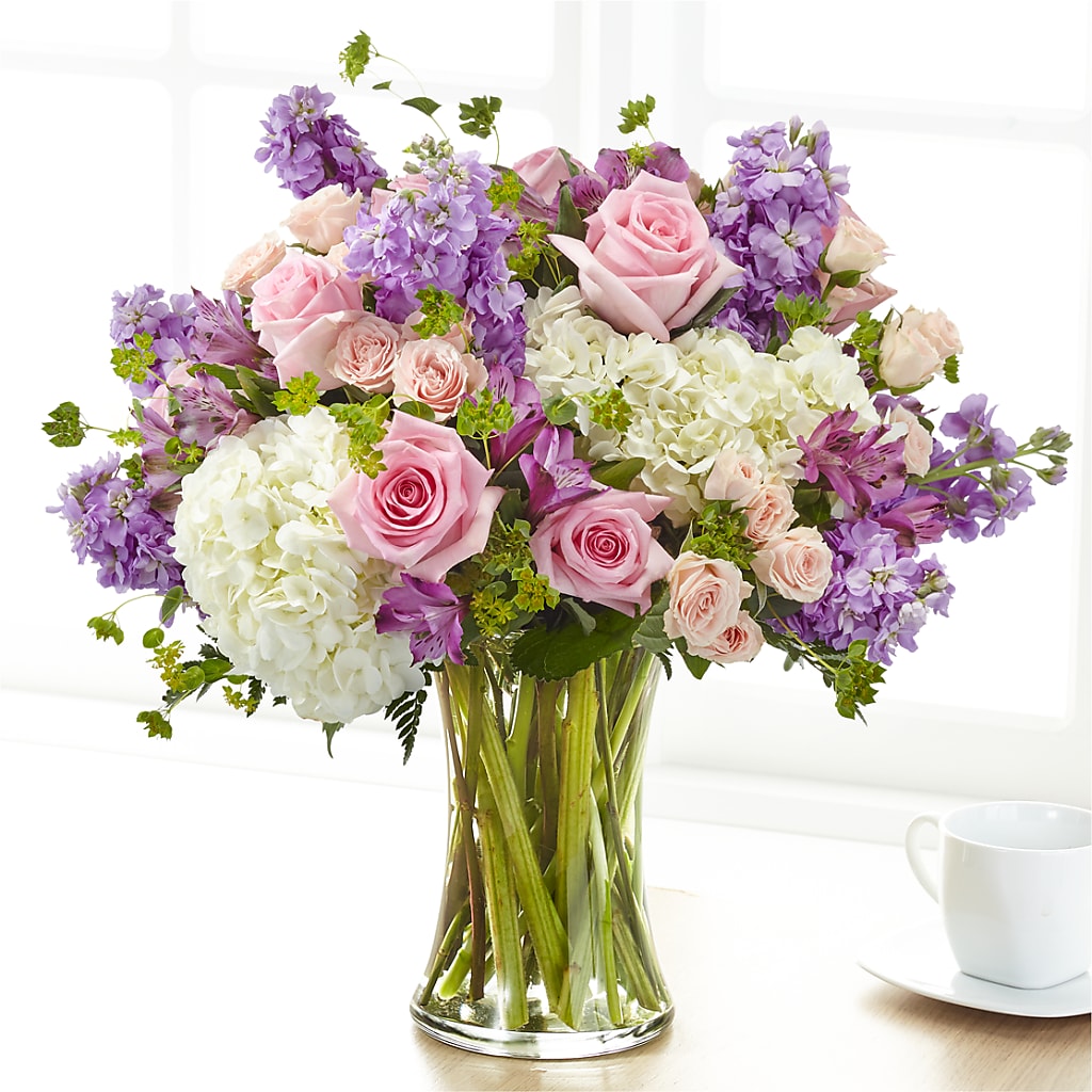 Shared Sentiment Bouquet – Fleuriste East Angus Et Maison Du Cadeau, East Angus PQ