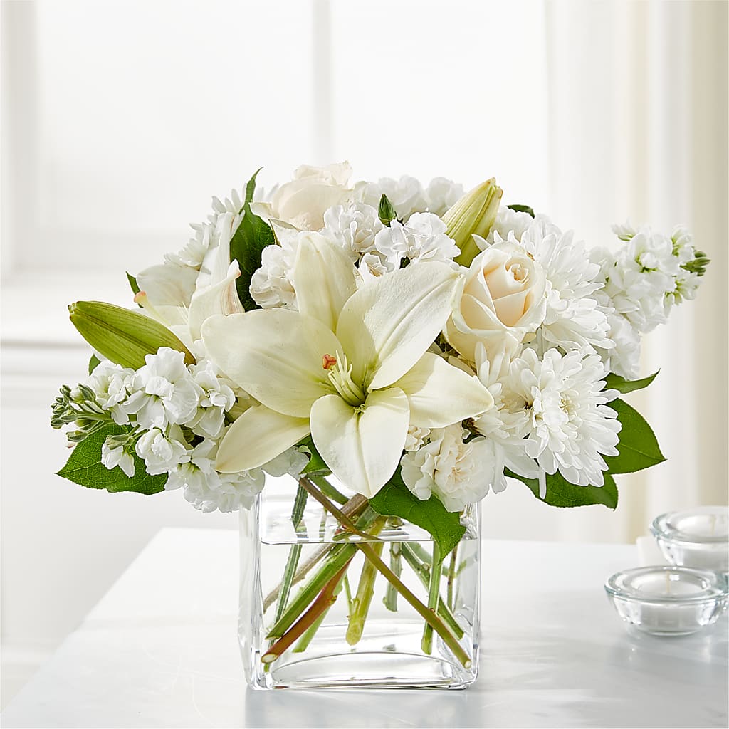 Gentle Breeze Bouquet – Fleuriste East Angus Et Maison Du Cadeau, East Angus PQ