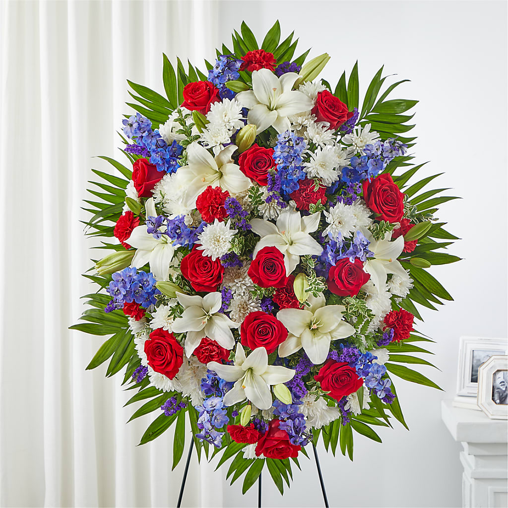 Cherished Service Standing Spray – Fleuriste East Angus Et Maison Du Cadeau, East Angus PQ
