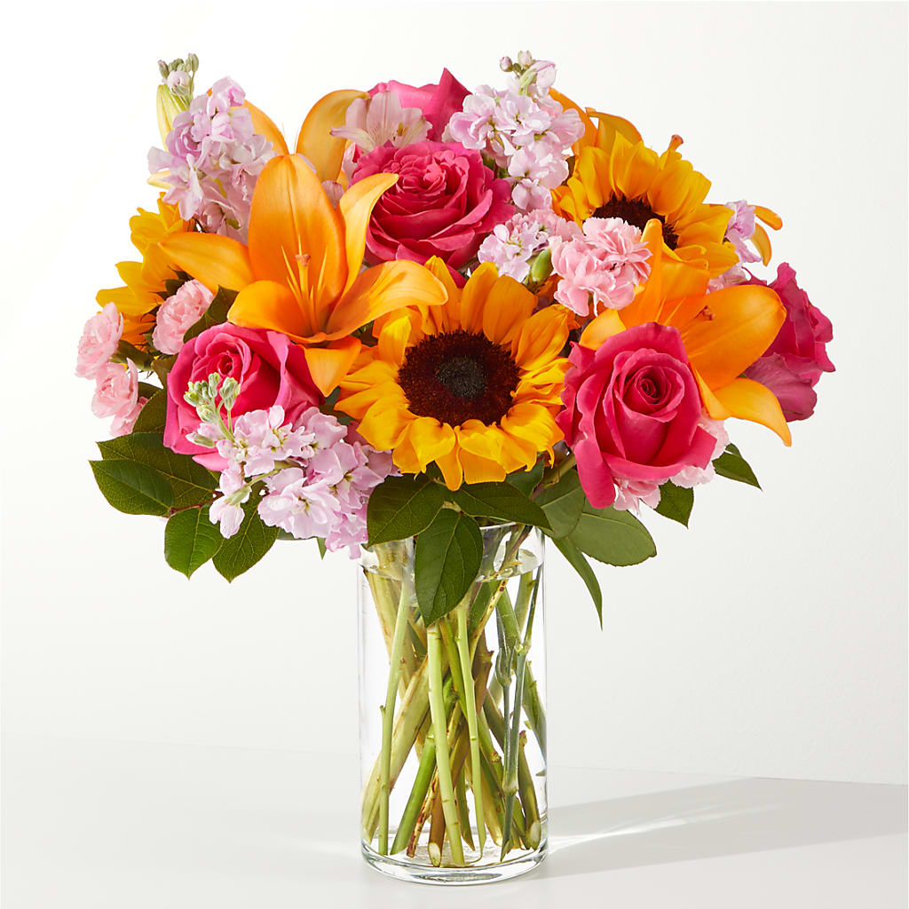 In Full Swing Bouquet – Fleuriste East Angus Et Maison Du Cadeau, East Angus PQ