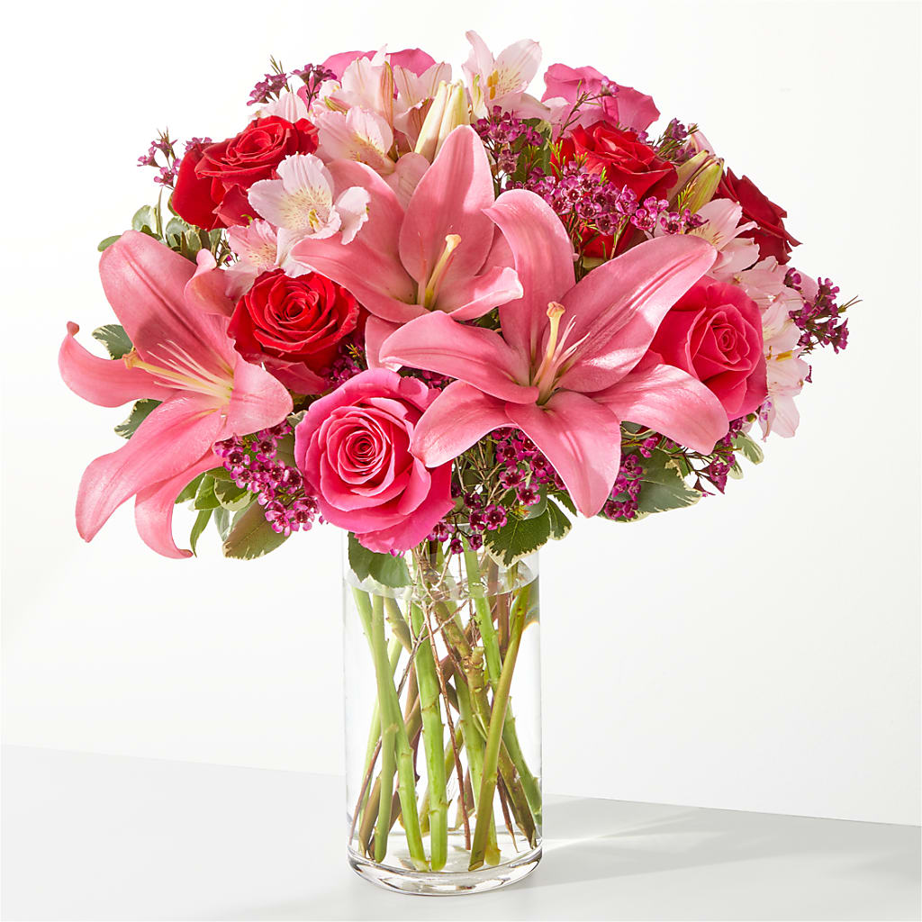 Lucky in Love Bouquet – Fleuriste East Angus Et Maison Du Cadeau, East Angus PQ