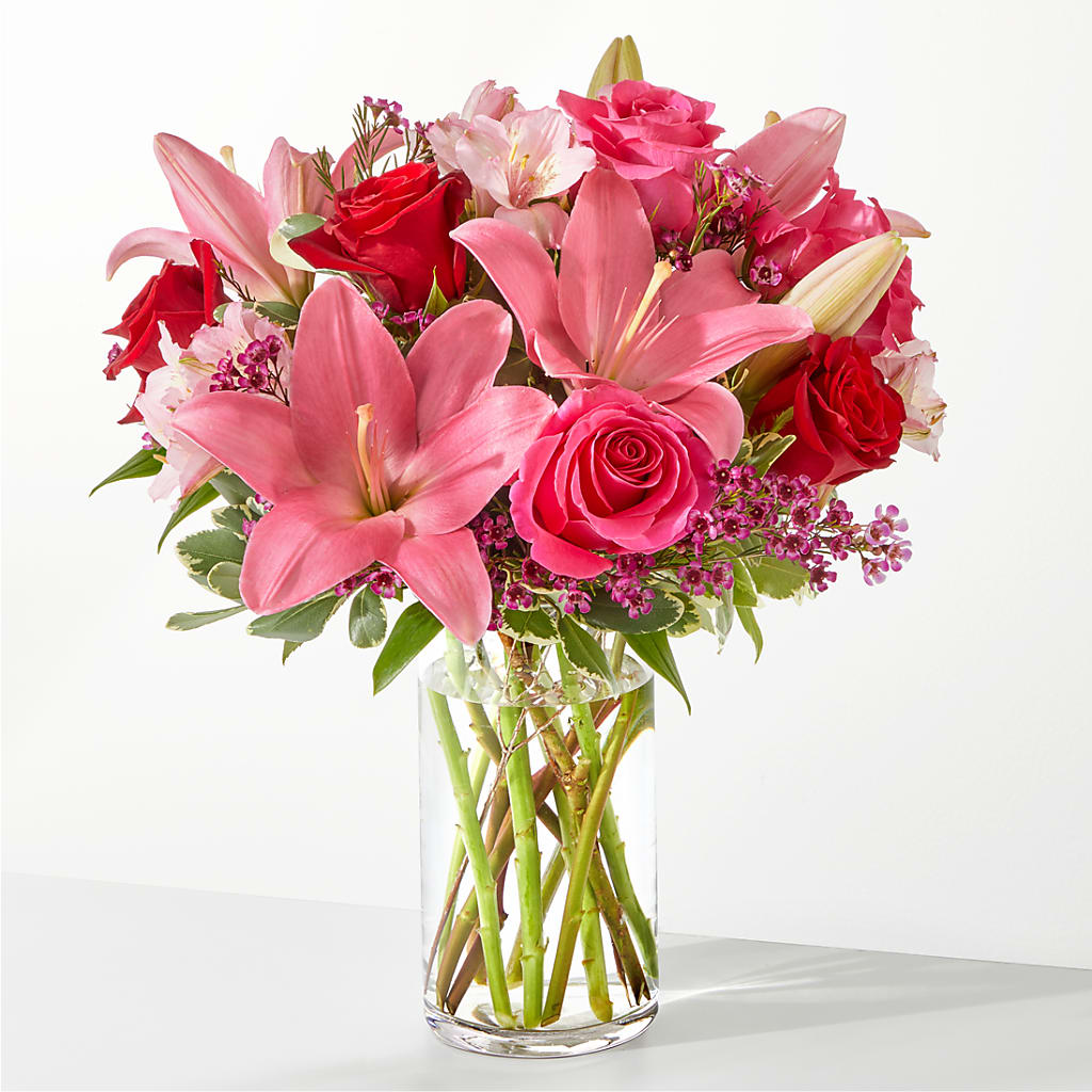 Lucky in Love Bouquet – Fleuriste East Angus Et Maison Du Cadeau, East Angus PQ