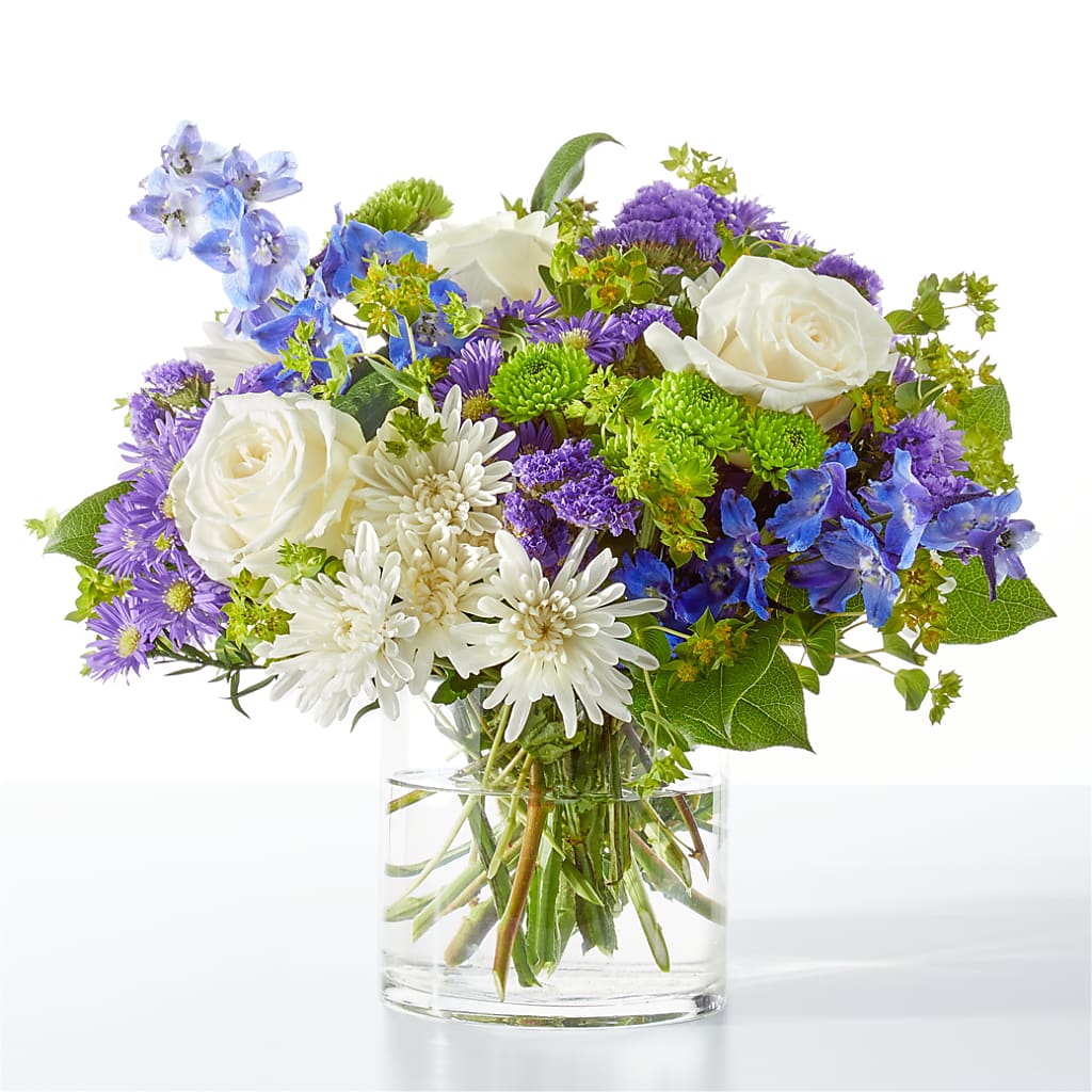Genuine Gestures Bouquet – Fleuriste East Angus Et Maison Du Cadeau, East Angus PQ