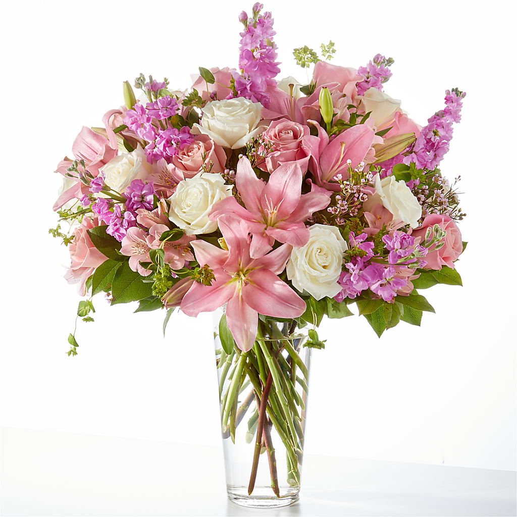 Ethereal Beauty Bouquet – Fleuriste East Angus Et Maison Du Cadeau, East Angus PQ