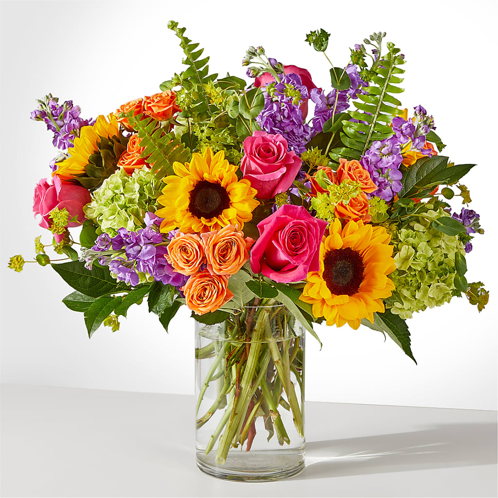 Vibrant Greetings Bouquet – Fleuriste East Angus Et Maison Du Cadeau, East Angus PQ
