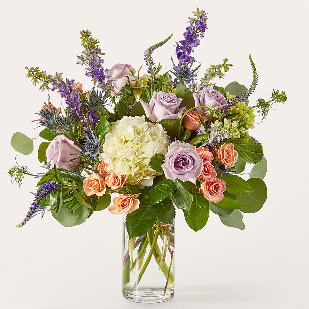 Appealing Aura Bouquet – Fleuriste East Angus Et Maison Du Cadeau, East Angus PQ