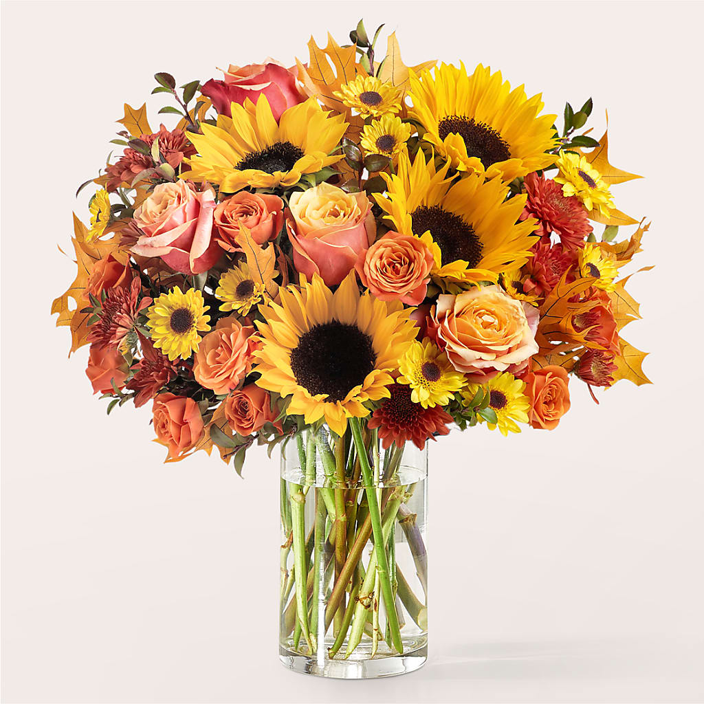 Fluttering Foliage Bouquet – Fleuriste East Angus Et Maison Du Cadeau, East Angus PQ
