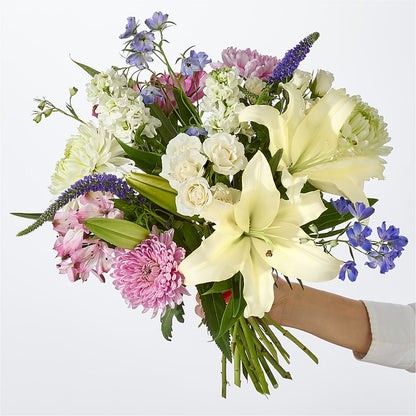 Winter Celebration Bouquet –  Fleuriste East Angus Et Maison Du Cadeau, East Angus PQ