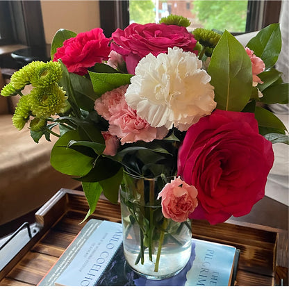 Sweet & Pretty Bouquet –  Fleuriste East Angus Et Maison Du Cadeau, East Angus PQ