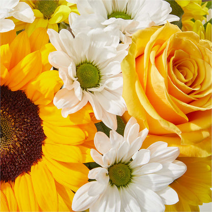 Be Happy Bouquet –  Fleuriste East Angus Et Maison Du Cadeau, East Angus PQ