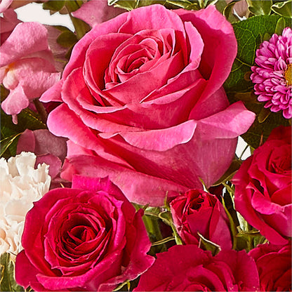 Too Cute Bouquet –  Fleuriste East Angus Et Maison Du Cadeau, East Angus PQ