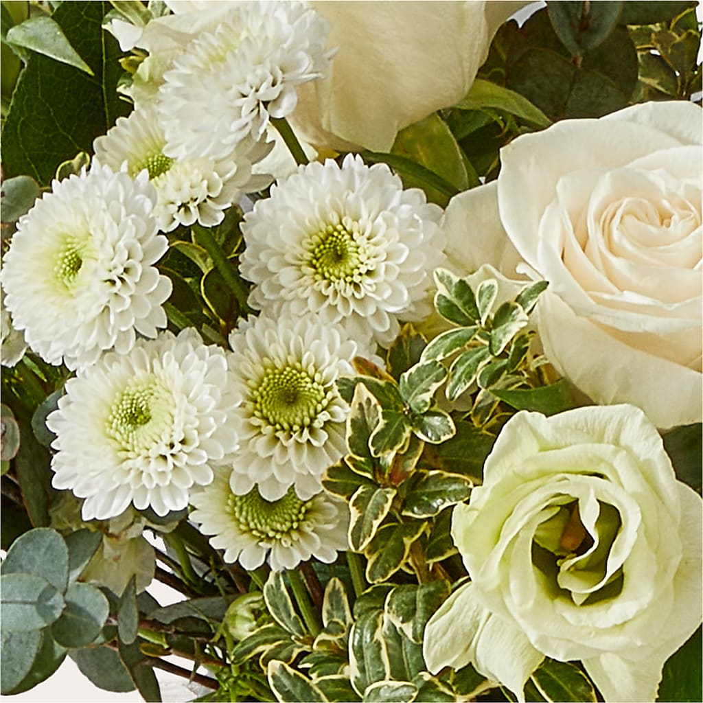 Cashmere Bouquet –  Fleuriste East Angus Et Maison Du Cadeau, East Angus PQ