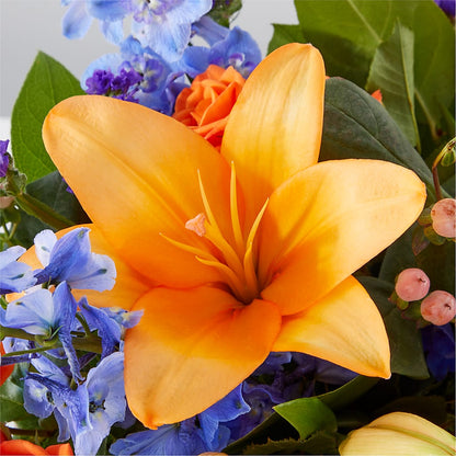 Radiant Citrus Box Bouquet –  Fleuriste East Angus Et Maison Du Cadeau, East Angus PQ