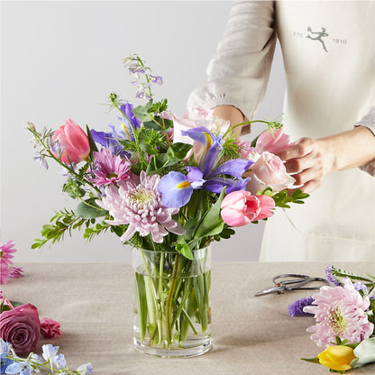 Pastel Tradition - A Florist Original –  Fleuriste East Angus Et Maison Du Cadeau, East Angus PQ