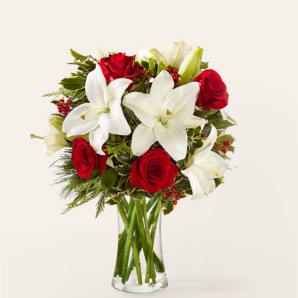 Sparkling Snowflakes Bouquet –  Fleuriste East Angus Et Maison Du Cadeau, East Angus PQ